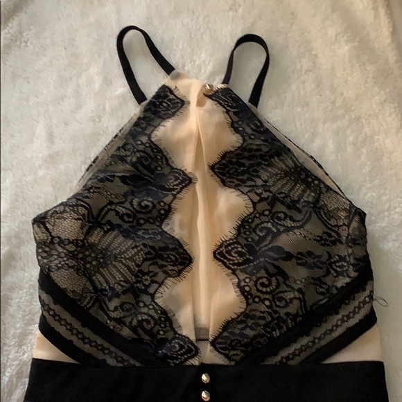 Top - Picture 2 of 2